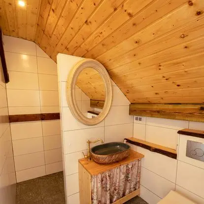 room nr 5